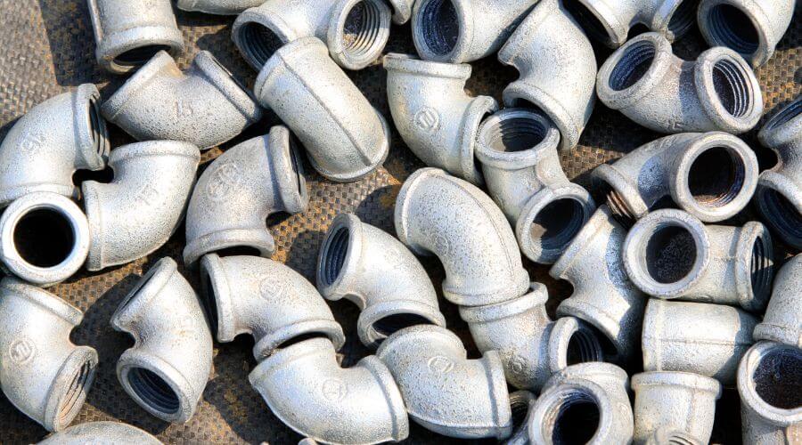 Professional gutter cleaning in Rochester, NH